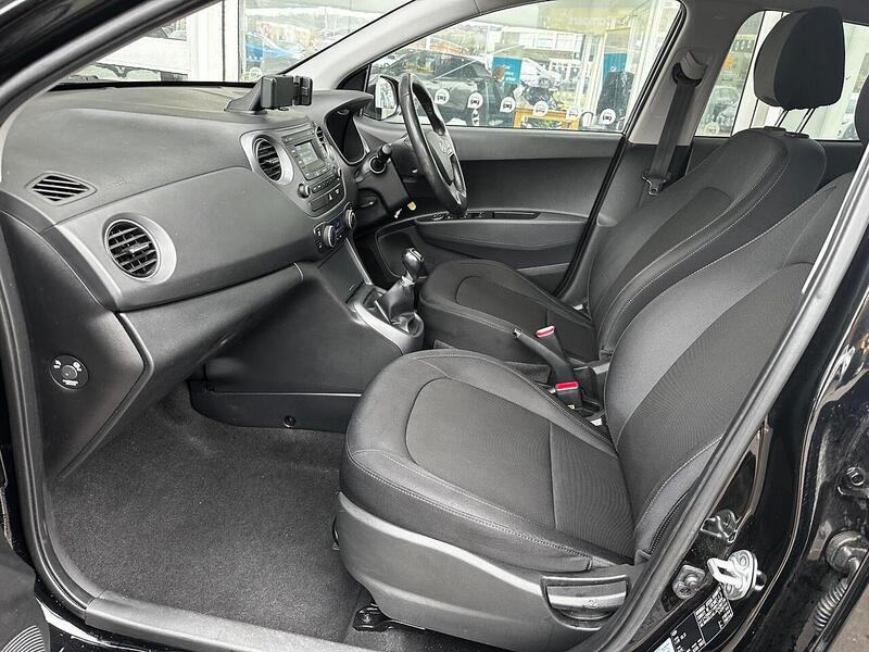 Used Hyundai i10 2018 for sale - 77730910: Photo 22