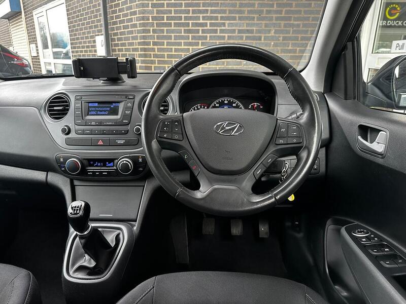 Used Hyundai i10 2018 for sale - 77730910: Photo 25