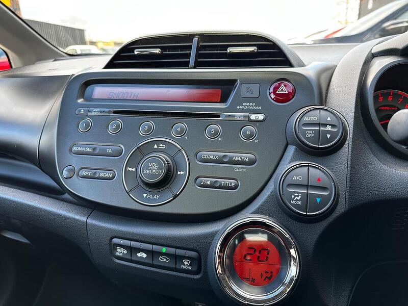 Used Honda Jazz 2013 for sale - 77730909: Photo 12