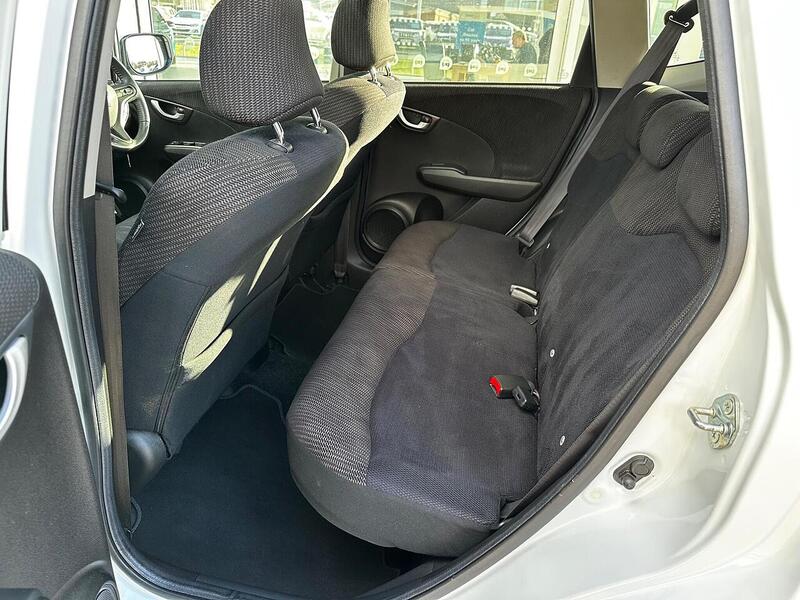 Used Honda Jazz 2013 for sale - 77730909: Photo 15