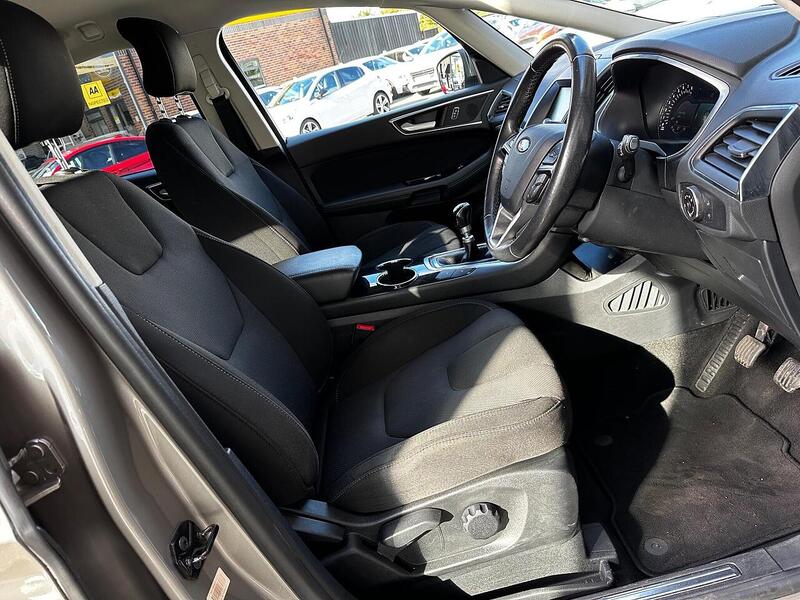 Used Ford S-Max 2015 for sale - 77132461: Photo 13