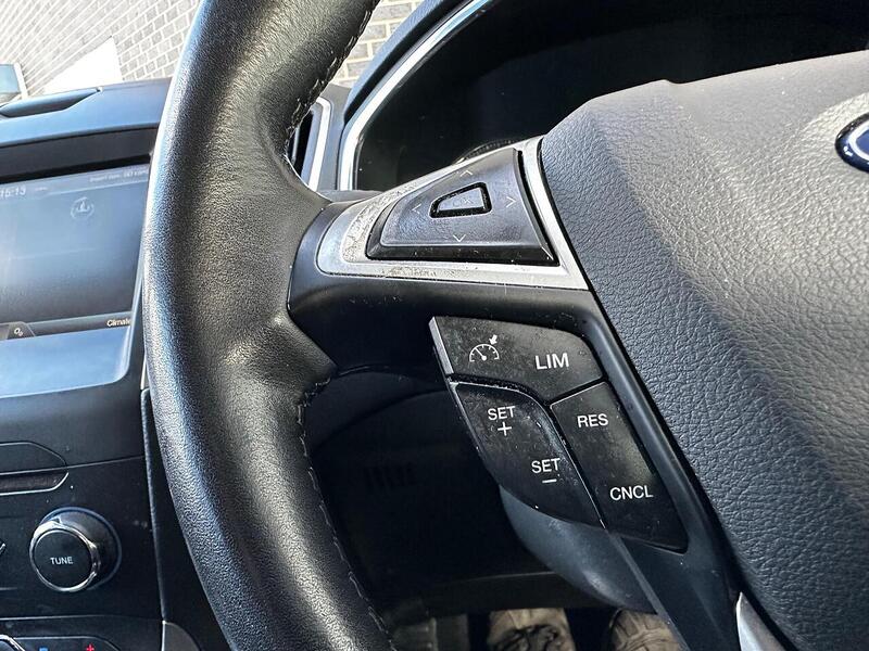 Used Ford S-Max 2015 for sale - 77132461: Photo 17