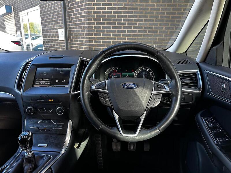 Used Ford S-Max 2015 for sale - 77132461: Photo 27