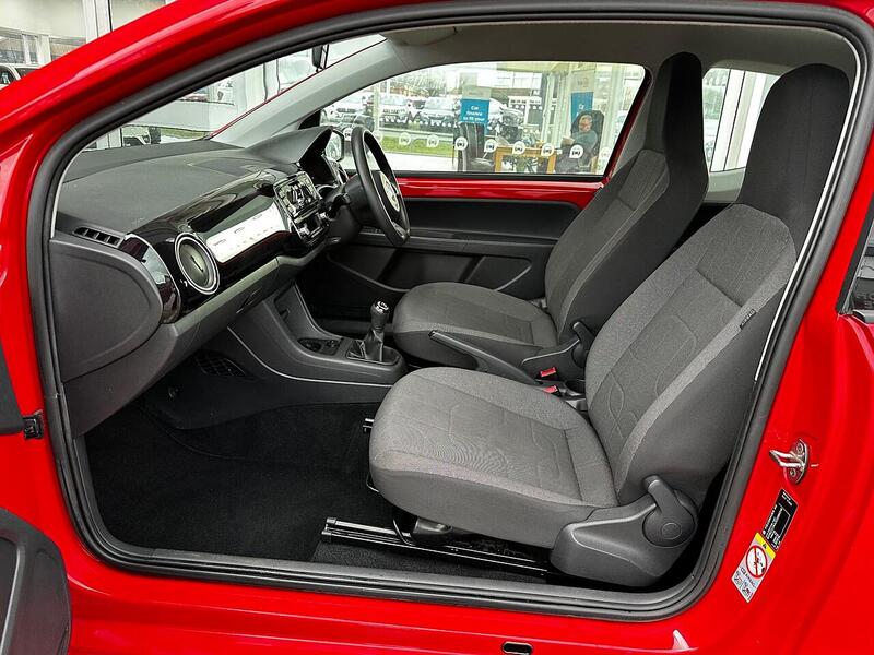 Used Volkswagen up! 2014 for sale - 77693885: Photo 29