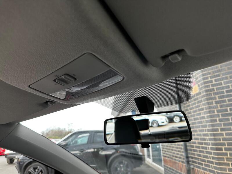 Used Volkswagen up! 2014 for sale - 77693885: Photo 30