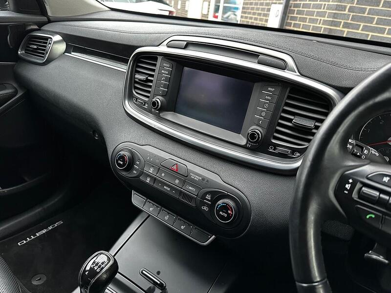 Used Kia Sorento 2017 for sale - 77324469: Photo 30