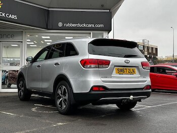 Used Kia Sorento 2017 for sale - 77324469: Photo