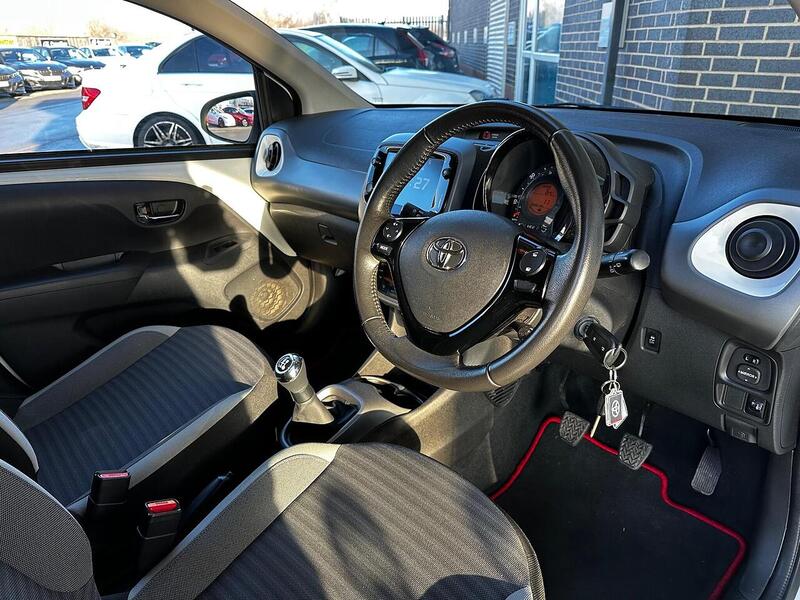 Used Toyota AYGO 2019 for sale - 77490677: Photo 15