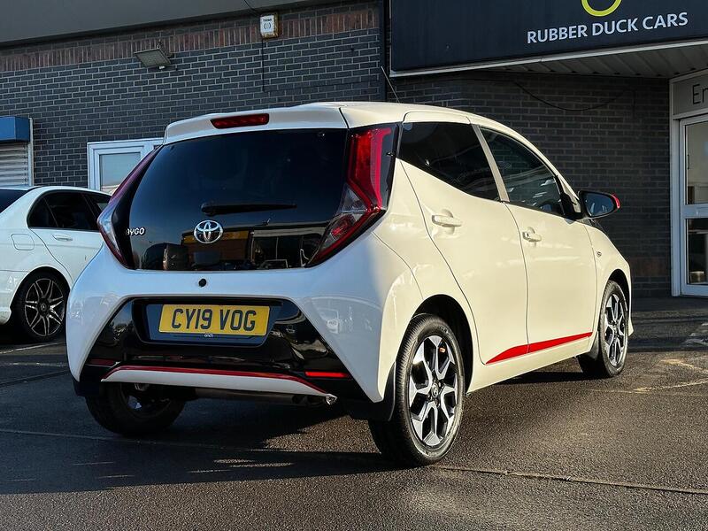 Used Toyota AYGO 2019 for sale - 77490677: Photo 8