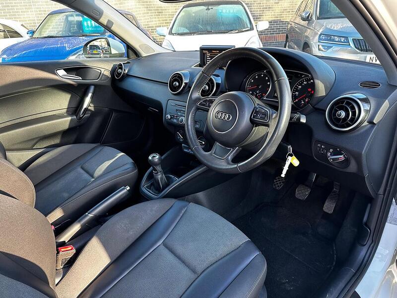 Used Audi A1 2014 for sale - 78154617: Photo 10