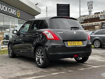 Used Suzuki Swift 2016 for sale - 77640122: Photo