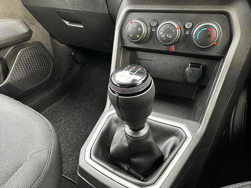 Used Dacia Sandero 2024 for sale - 77640137: Photo 11