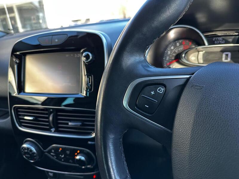Used Renault Clio for sale - 77947091: Photo 16