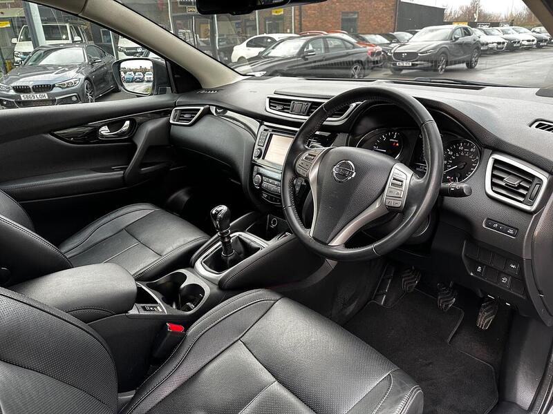 Used Nissan Qashqai 2017 for sale - 77328781: Photo 13