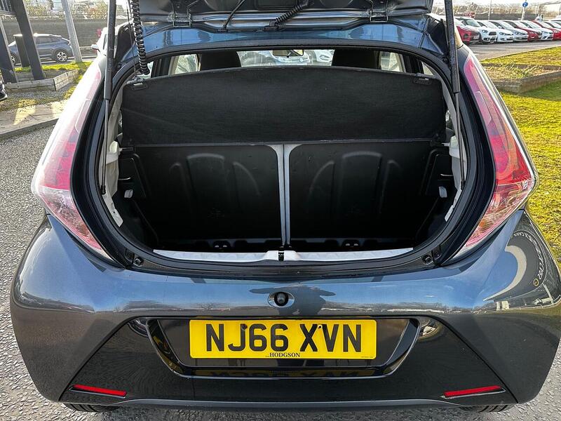 Used Toyota AYGO 2016 for sale - 77781087: Photo 21