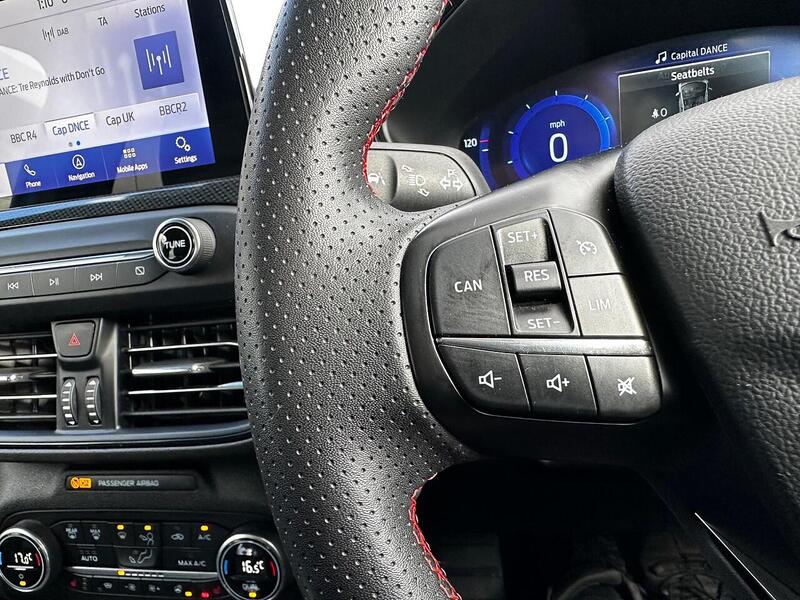 Used Ford Focus 2021 for sale - 77902520: Photo 17