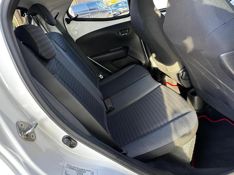 Used Toyota AYGO 2019 for sale - 77250934: Photo 16