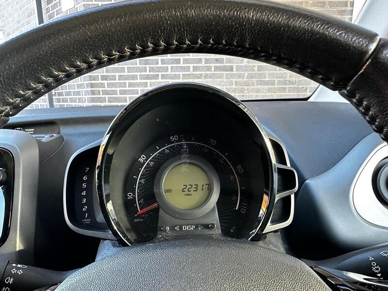 Used Toyota AYGO 2019 for sale - 77250934: Photo 24