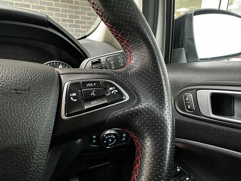 Used Ford Ecosport 2020 for sale - 77132571: Photo 15