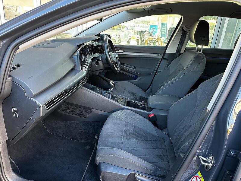 Used Volkswagen Golf 2020 for sale - 77132521: Photo 23