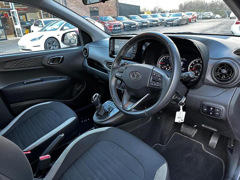 Used Hyundai i10 2023 for sale - 77250932: Photo 10