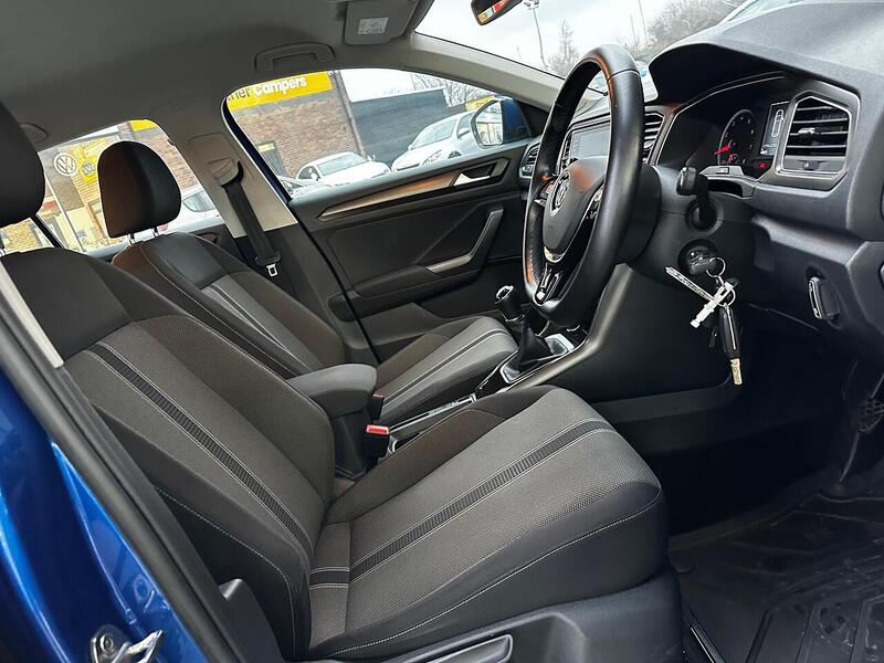 Used Volkswagen T-Roc 2018 for sale - 77132539: Photo 12