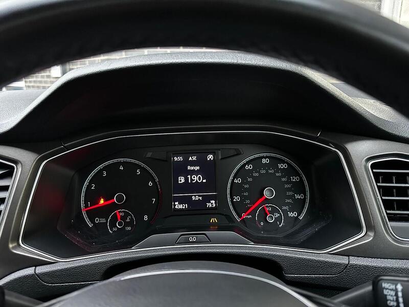 Used Volkswagen T-Roc 2018 for sale - 77132539: Photo 23