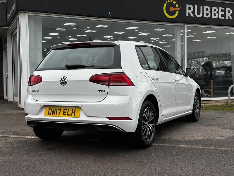 Used Volkswagen Golf 2017 for sale - 77640129: Photo 7