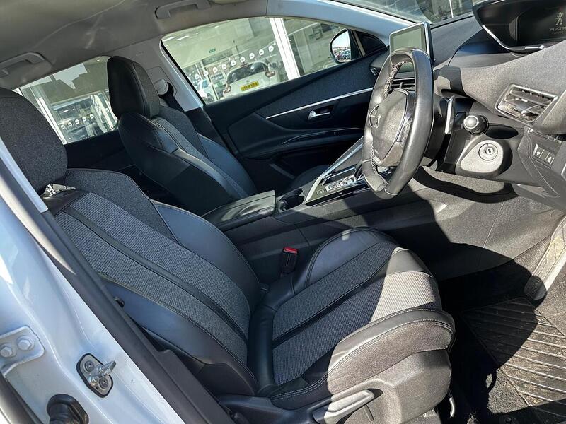 Used Peugeot 3008 2018 for sale - 77947083: Photo 11
