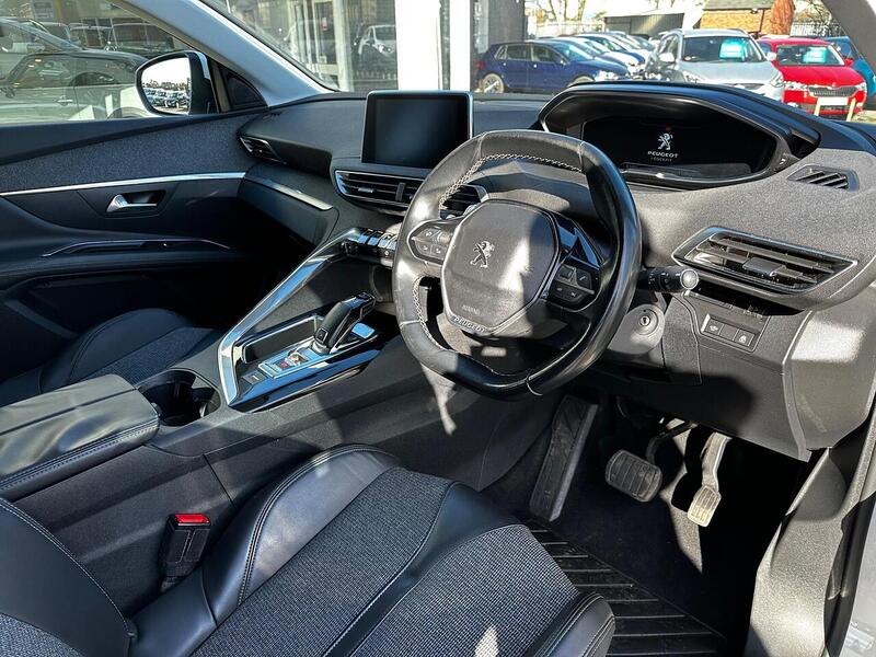 Used Peugeot 3008 2018 for sale - 77947083: Photo 9