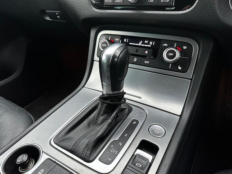 Used Volkswagen Touareg 2015 for sale - 77418358: Photo 12