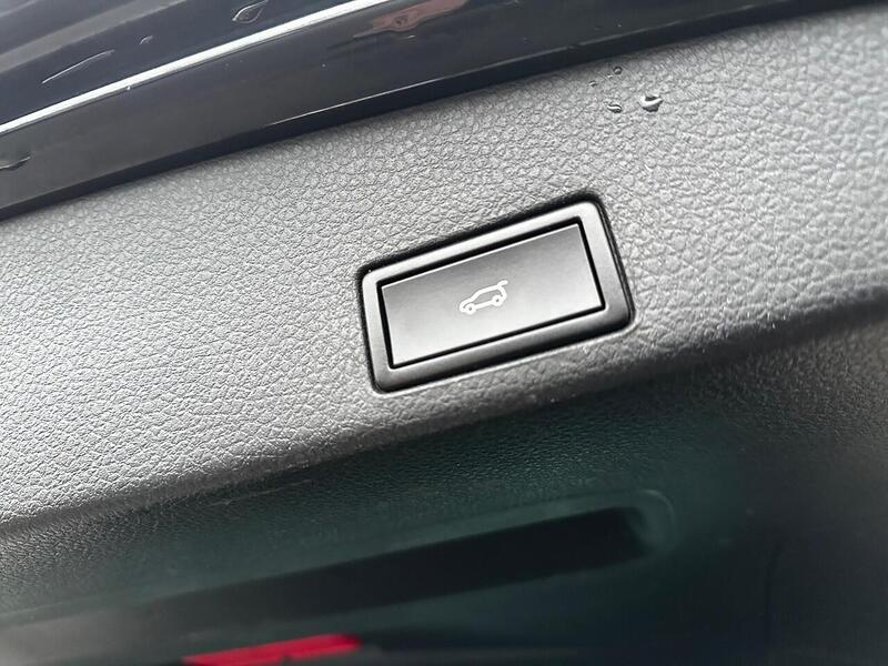 Used Volkswagen Touareg 2015 for sale - 77418358: Photo 16