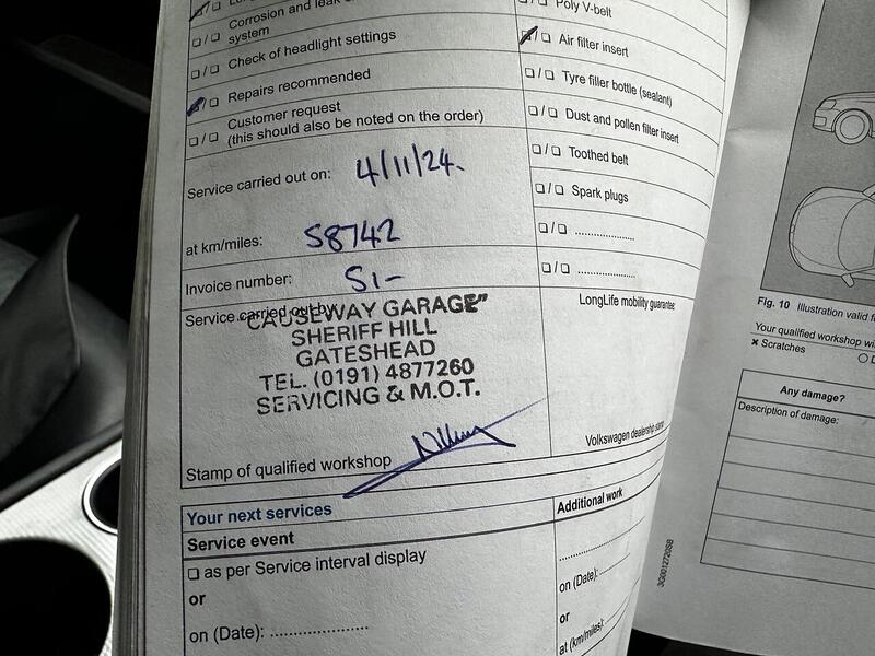 Used Volkswagen Touareg 2015 for sale - 77418358: Photo 33