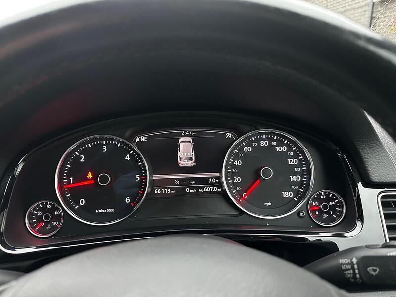 Used Volkswagen Touareg 2015 for sale - 77418358: Photo 34