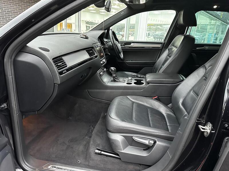 Used Volkswagen Touareg 2015 for sale - 77418358: Photo 37