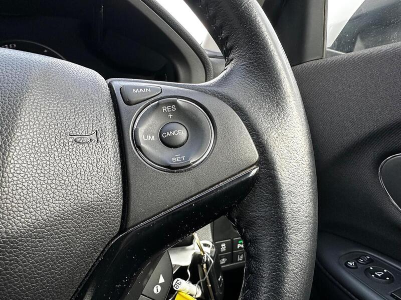 Used Honda HR-V 2018 for sale - 77902521: Photo 14