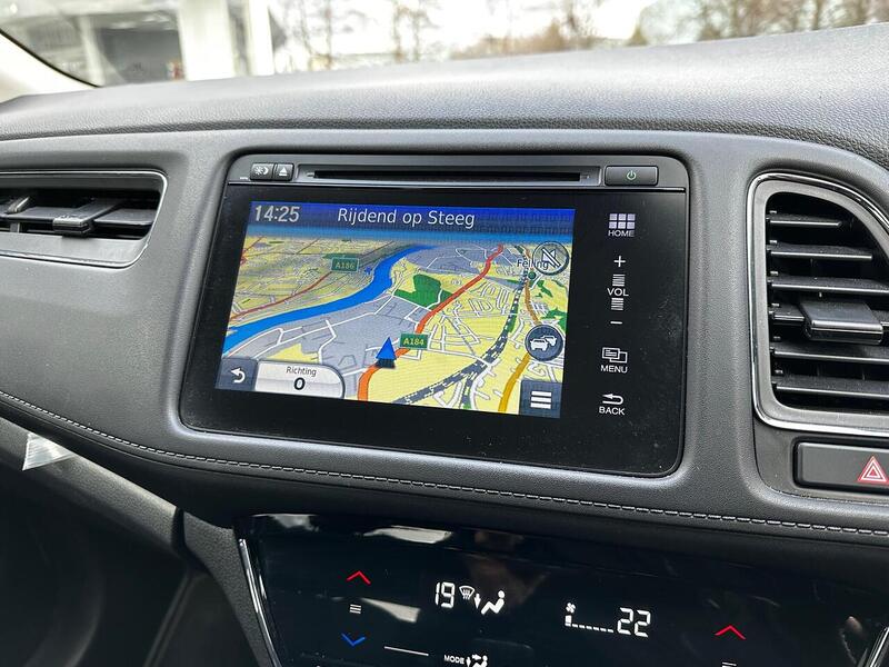 Used Honda HR-V 2018 for sale - 77902521: Photo 17