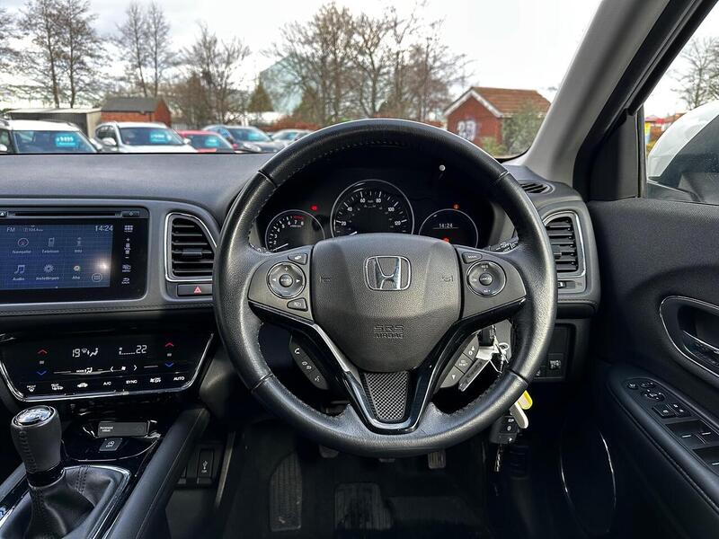 Used Honda HR-V 2018 for sale - 77902521: Photo 23