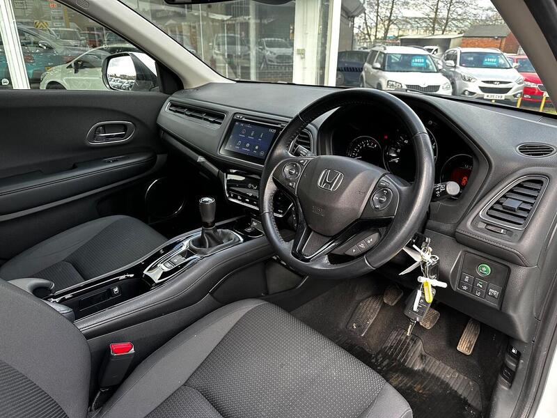 Used Honda HR-V 2018 for sale - 77902521: Photo 9