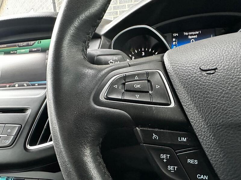 Used Ford Focus 2016 for sale - 77132488: Photo 16