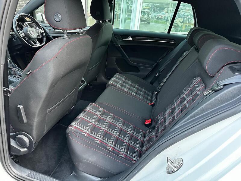 Used Volkswagen Golf 2017 for sale - 77365332: Photo 13