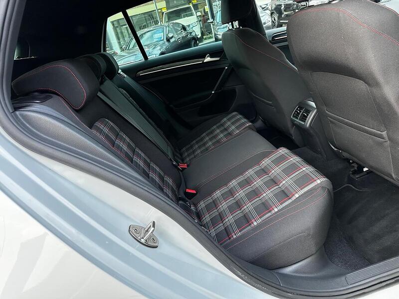 Used Volkswagen Golf 2017 for sale - 77365332: Photo 14