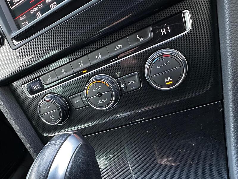 Used Volkswagen Golf 2017 for sale - 77365332: Photo 18