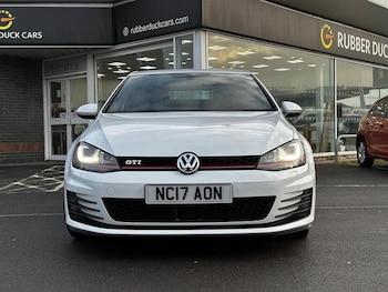 Used Volkswagen Golf 2017 for sale - 77365332: Photo