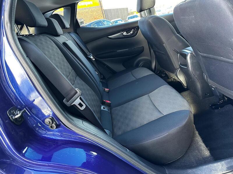 Used Nissan Qashqai 2015 for sale - 77247355: Photo 15