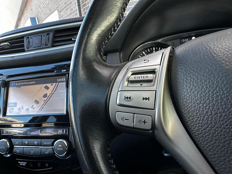 Used Nissan Qashqai 2015 for sale - 77247355: Photo 17