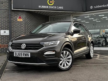Used Volkswagen T-Roc 2019 for sale - 77132492: Photo