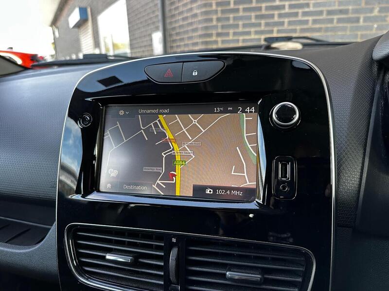 Used Renault Clio 2017 for sale - 77132473: Photo 22