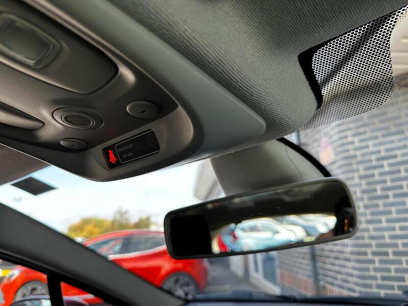 Used Renault Clio 2017 for sale - 77132473: Photo 30