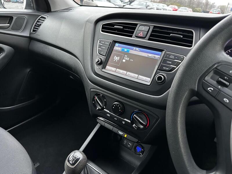 Used Hyundai i20 2018 for sale - 77437858: Photo 17